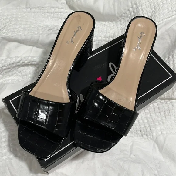 Qupid Black Croc Katen Mule - Picture 1 of 5